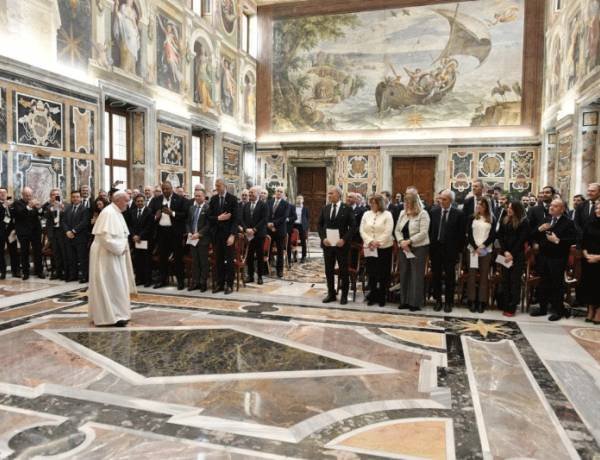 Pope Francis I meets with UFI delegation in Rome